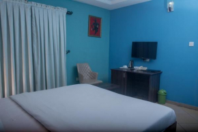 Oragon Hotel and Suites